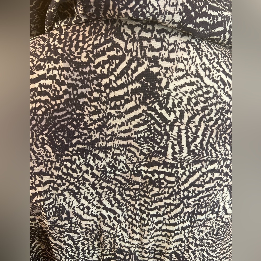 H & M~Cropped High Low Abstract Hooded Top/Jacket~Elastic Sleeves & Hem~Size S - Picture 11 of 14